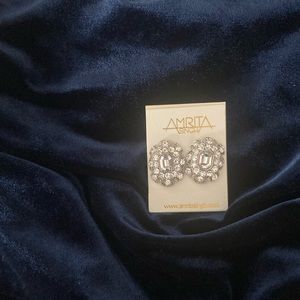 AMRITA SINGH earrings.